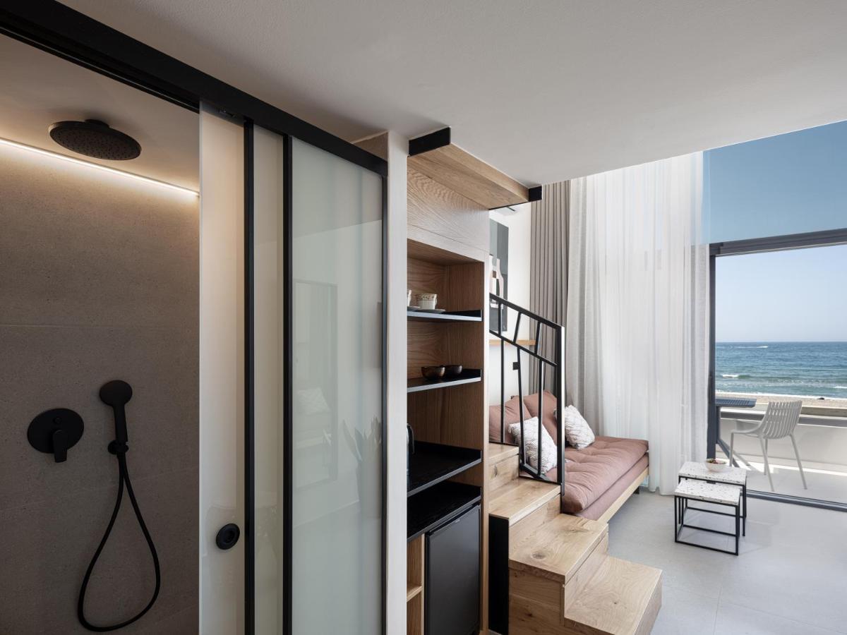 העיירה רתימנו Calla Luxury Seafront Suites מראה חיצוני תמונה