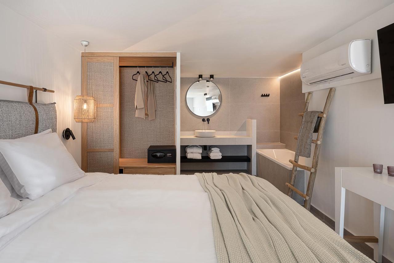 העיירה רתימנו Calla Luxury Seafront Suites מראה חיצוני תמונה